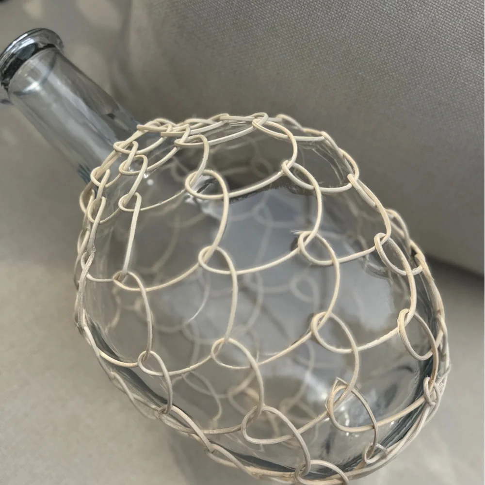 N/A elegant clear